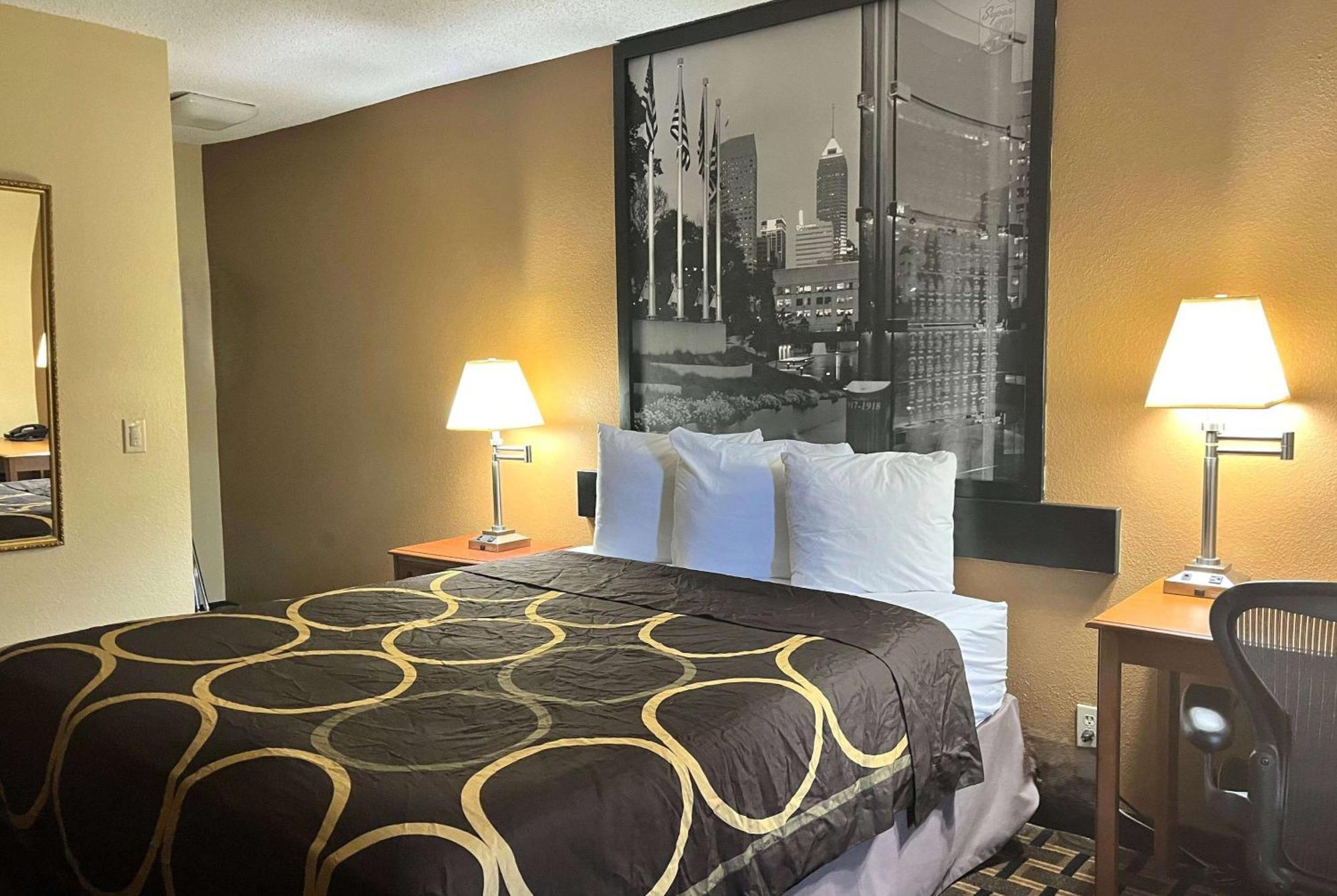 Super 8 By Wyndham Indianapolis/Ne/Castleton Area Hotel Exterior foto
