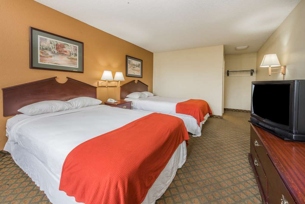 Super 8 By Wyndham Indianapolis/Ne/Castleton Area Hotel Cameră foto